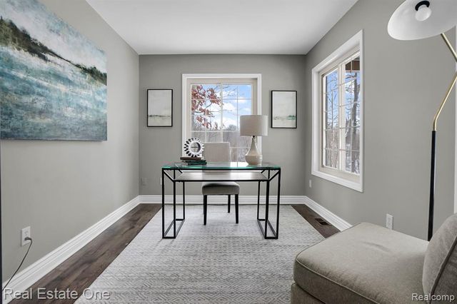 195 Corey Lane, Ortonville, MI 48462