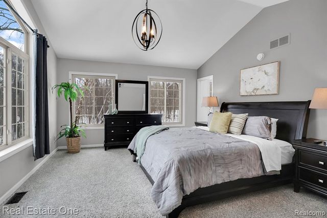 195 Corey Lane, Ortonville, MI 48462