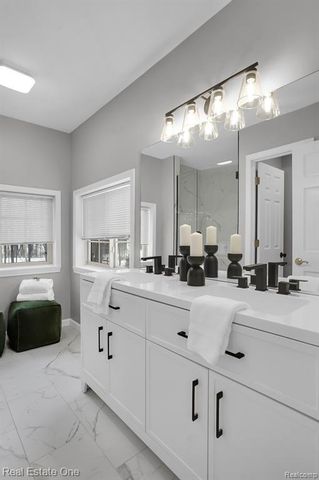 195 Corey Lane, Ortonville, MI 48462