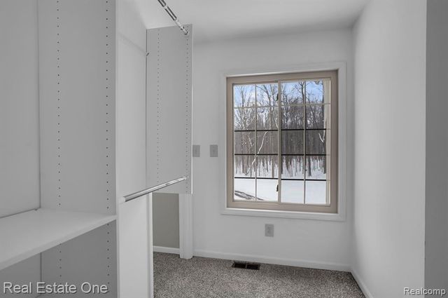 195 Corey Lane, Ortonville, MI 48462