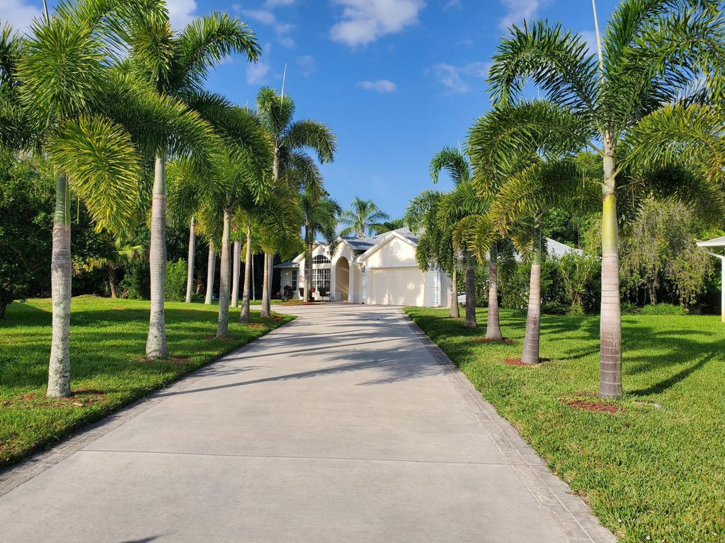 6711 Dickinson Terrace, Port St. Lucie, Port St Lucie, FL 34952