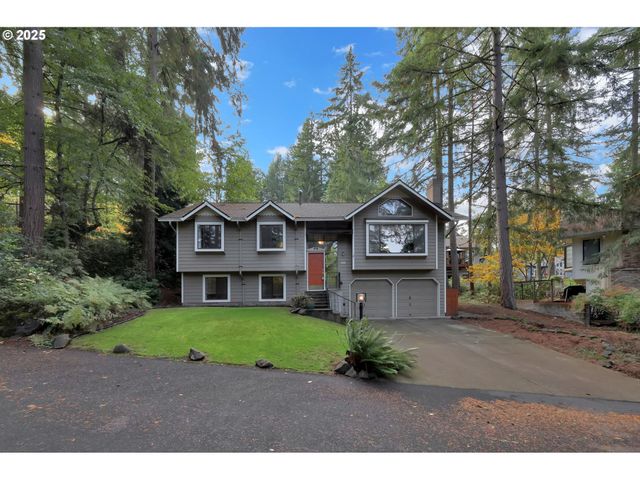 3828 ASHFORD Dr, Eugene, OR 97405
