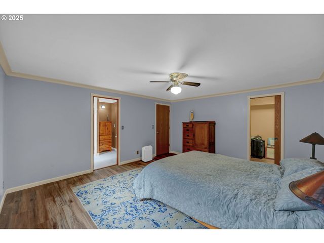 3828 ASHFORD Dr, Eugene, OR 97405