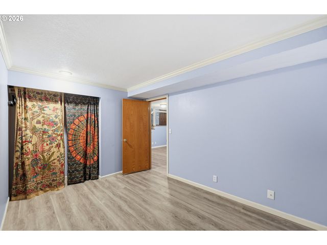 3828 ASHFORD Dr, Eugene, OR 97405