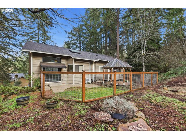 3828 ASHFORD Dr, Eugene, OR 97405