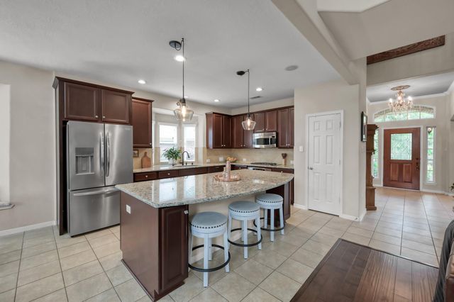 2502 Wynden Meadow Lane, Conroe, TX 77304