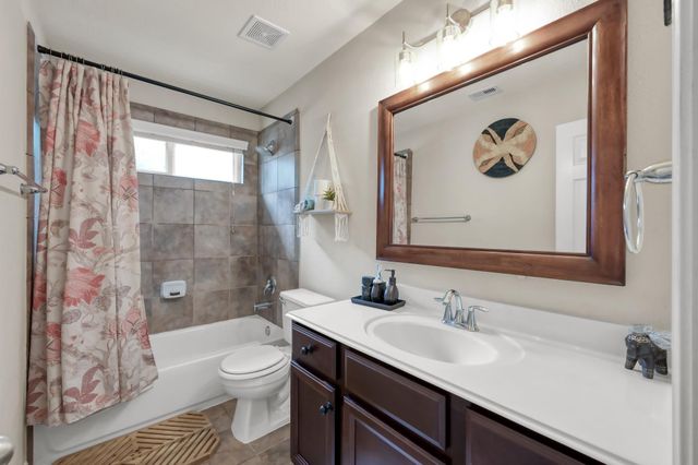 2502 Wynden Meadow Lane, Conroe, TX 77304