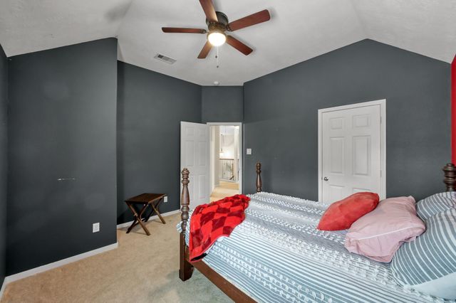 2502 Wynden Meadow Lane, Conroe, TX 77304