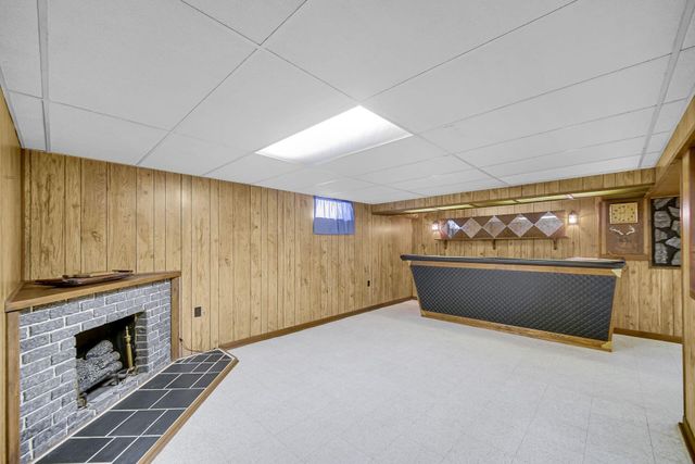 9317 Southmoor Avenue, Highland, IN 46322