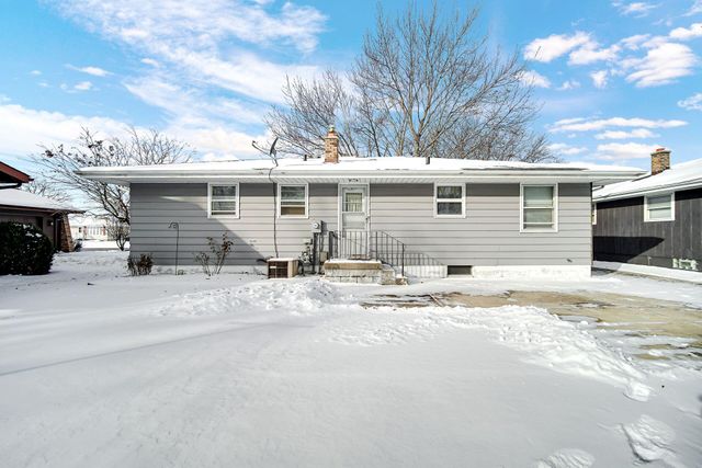 9317 Southmoor Avenue, Highland, IN 46322