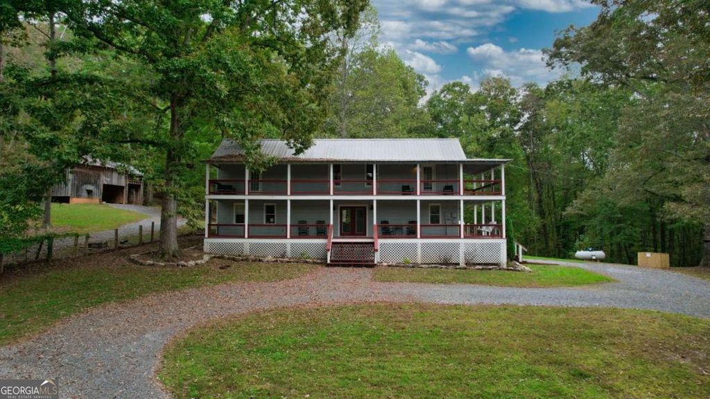 237 Chestnut Gap Rd, Blue Ridge, GA 30513