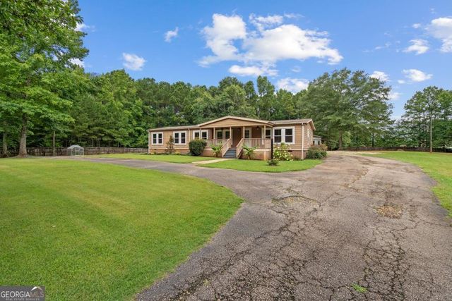 78 Thornton Lane, Grantville, GA 30220