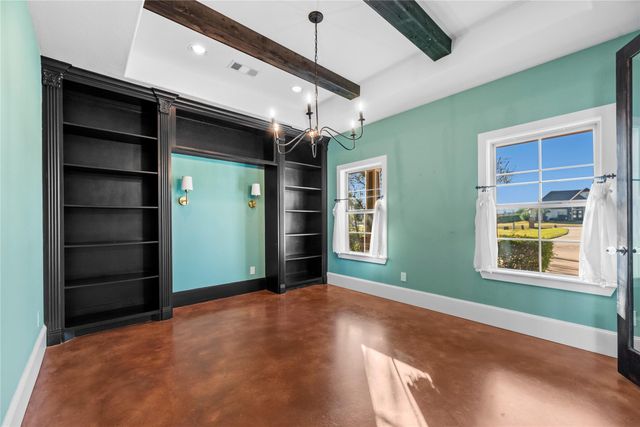 18904 W Grand Pine Circle, Montgomery, TX 77356