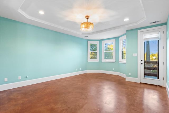 18904 W Grand Pine Circle, Montgomery, TX 77356