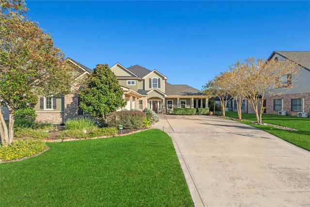 18904 W Grand Pine Circle, Montgomery, TX 77356