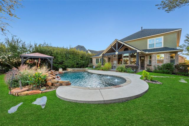 18904 W Grand Pine Circle, Montgomery, TX 77356