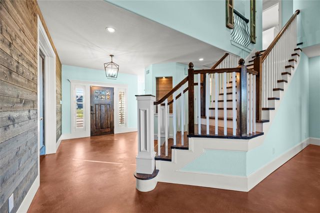 18904 W Grand Pine Circle, Montgomery, TX 77356