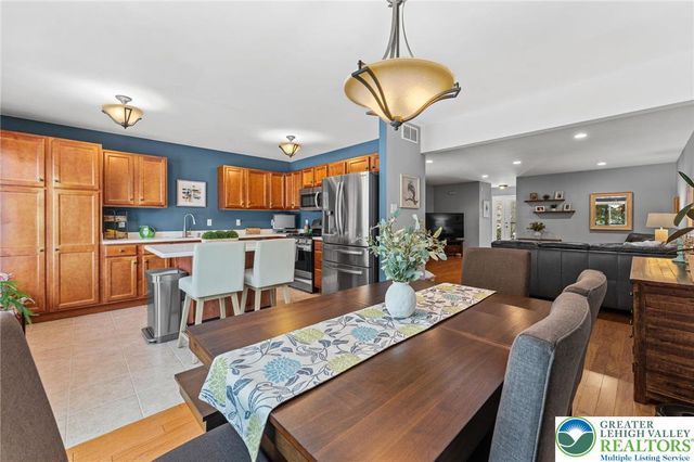 1616 Greystone Circle, Alburtis Boro, PA 18011