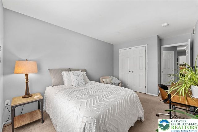 1616 Greystone Circle, Alburtis Boro, PA 18011