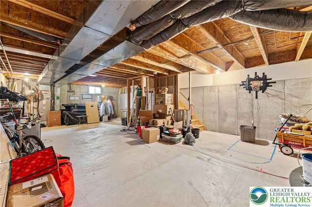 1616 Greystone Circle, Alburtis Boro, PA 18011