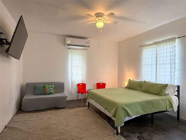 21 CALLE MARGIN MARTINEZ, Vieques, PR 00765