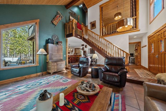 17884 Flat Top Lane, Sunriver, OR 97707