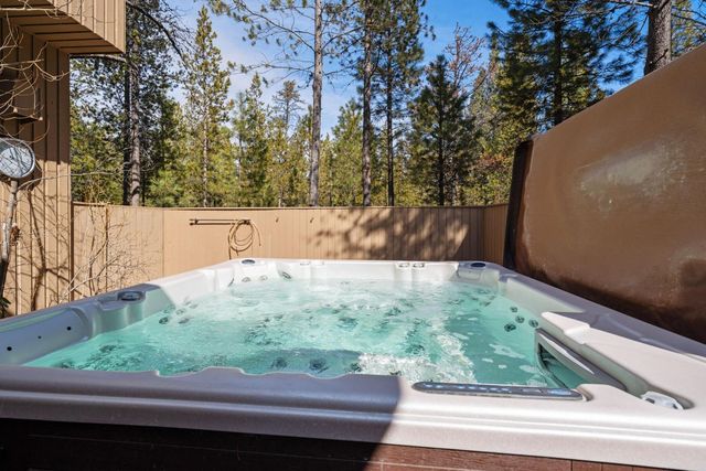17884 Flat Top Lane, Sunriver, OR 97707