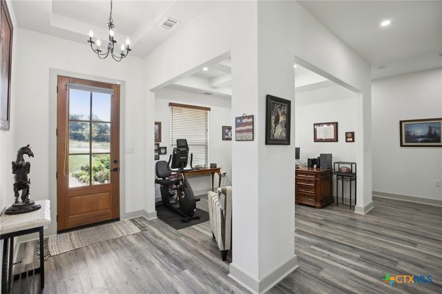 100 Colby Canyon Drive, Burnet, TX 78611