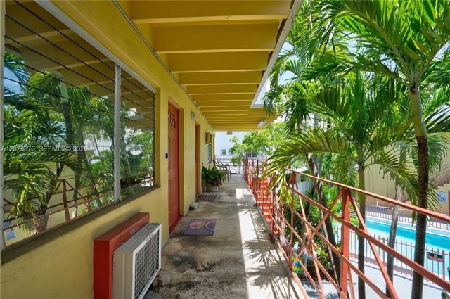 12195 W Dixie Hwy 6e 6E, North Miami, FL 33161