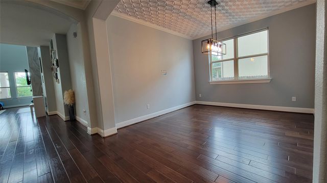 15824 Cinca Terra DR, Bee Cave, TX 78738