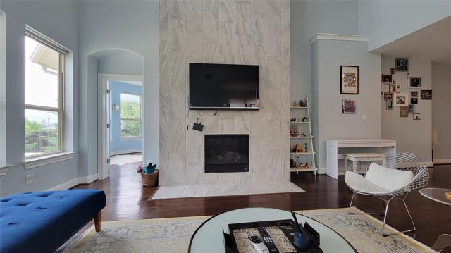 15824 Cinca Terra DR, Bee Cave, TX 78738