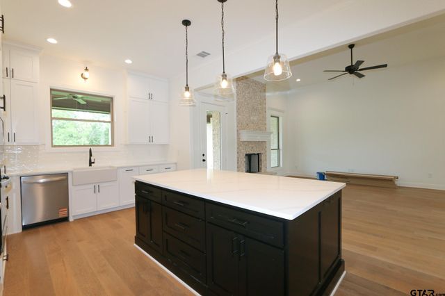 16503 Cooper Way, Tyler, TX 75703