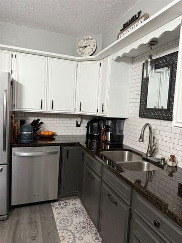 910 G Avenue, Vinton, IA 52349