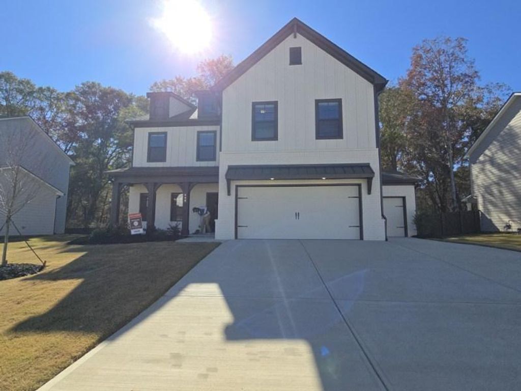 440 Winding Rose Drive, Hoschton, GA 30548
