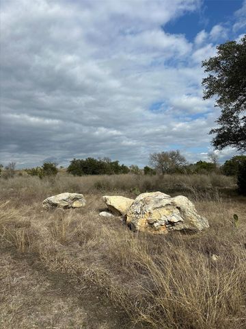 409 Spicewood Trails DR, Spicewood, TX 78669