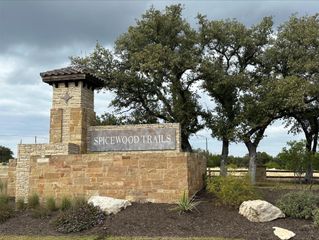 409 Spicewood Trails DR, Spicewood, TX 78669