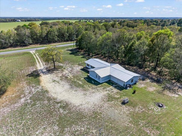 5483 Co Hwy 1087, Defuniak Springs, FL 32433