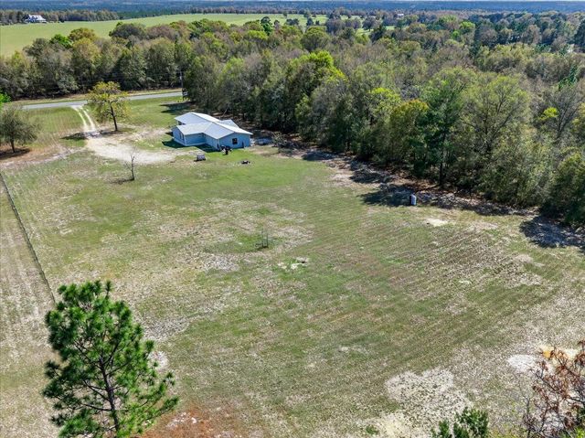 5483 Co Hwy 1087, Defuniak Springs, FL 32433