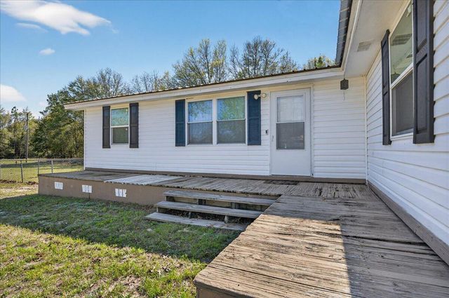 5483 Co Hwy 1087, Defuniak Springs, FL 32433