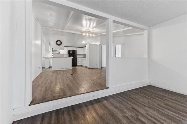 5483 Co Hwy 1087, Defuniak Springs, FL 32433