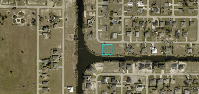 1812 NW 2ND TERRACE, Cape Coral, FL 33993