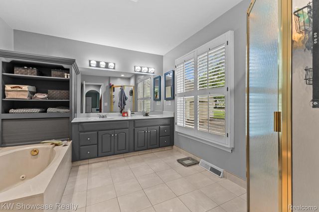 9837 Burning Tree Drive, Grand Blanc Charter Township, MI 48439