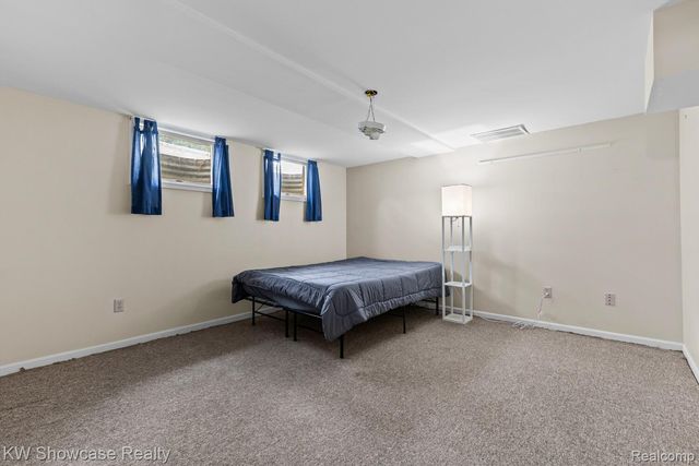 9837 Burning Tree Drive, Grand Blanc Charter Township, MI 48439