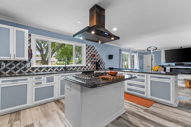 9837 Burning Tree Drive, Grand Blanc Charter Township, MI 48439