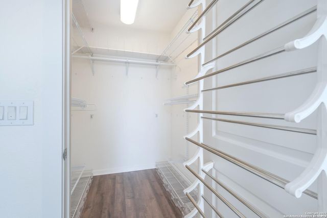 7342 Oak Manor Dr Apt 1205, San Antonio, TX 78229