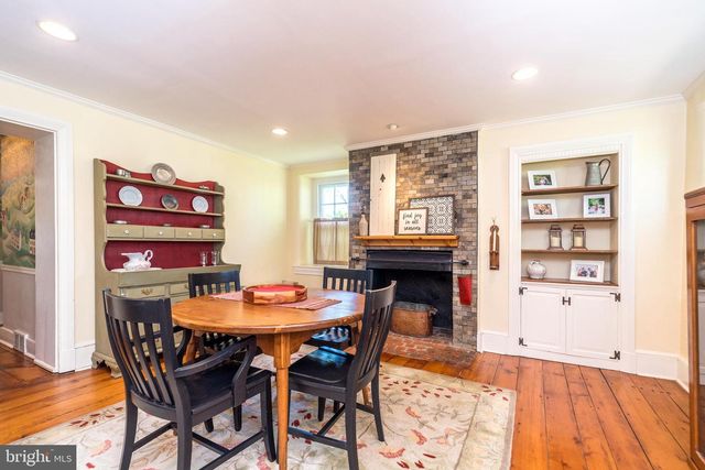 1 VILLAGE WAY, Plymouth Meeting, PA 19462