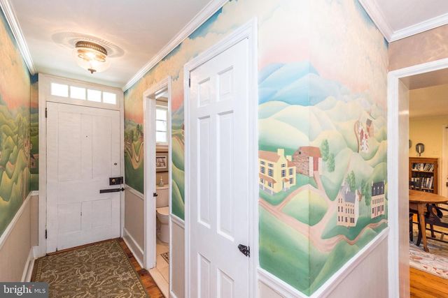 1 VILLAGE WAY, Plymouth Meeting, PA 19462