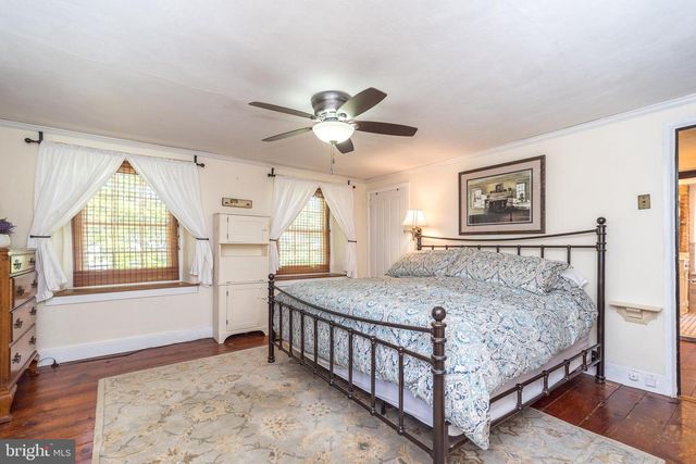 1 VILLAGE WAY, Plymouth Meeting, PA 19462