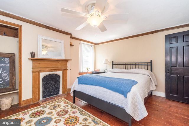 1 VILLAGE WAY, Plymouth Meeting, PA 19462