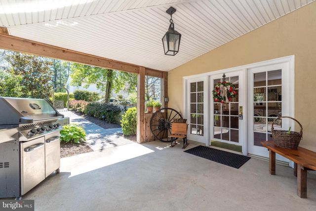 1 VILLAGE WAY, Plymouth Meeting, PA 19462